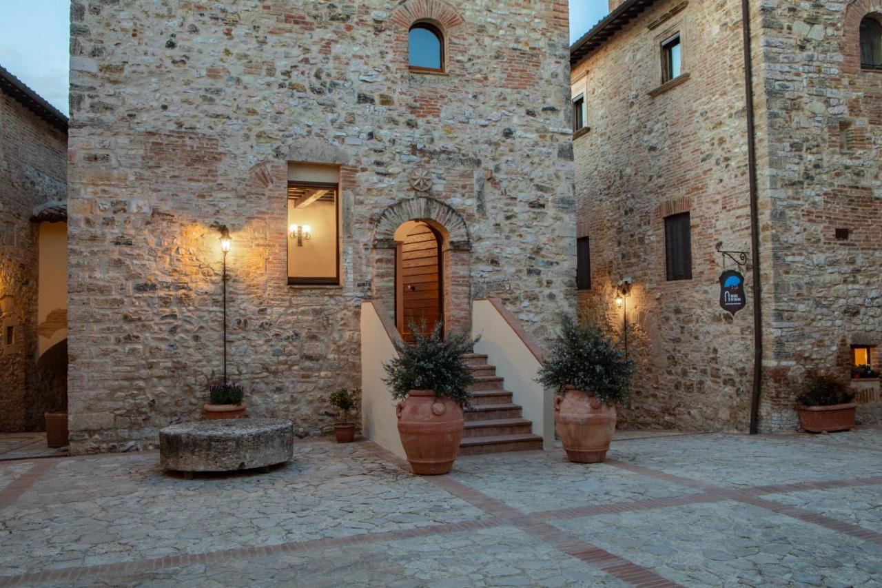 Borgo Petroro Hotell Todi Eksteriør bilde