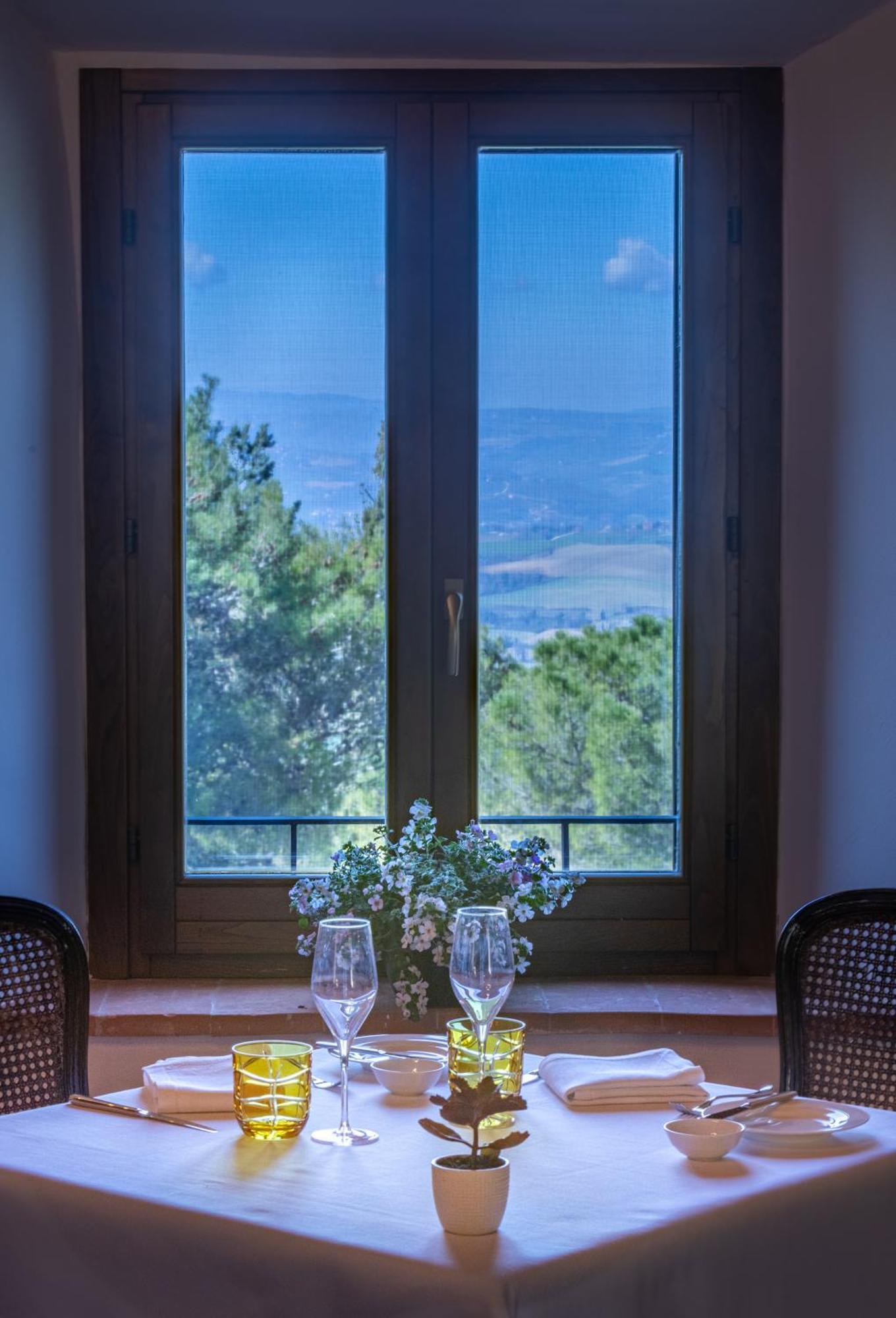 Borgo Petroro Hotell Todi Eksteriør bilde